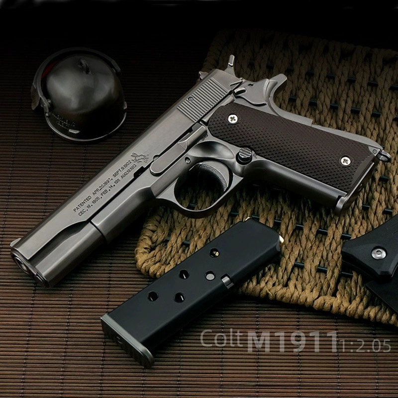 1:2.05 full metal M1911 pistol toy model can be ejected, disassembled and assembled for boys, cannot be fired